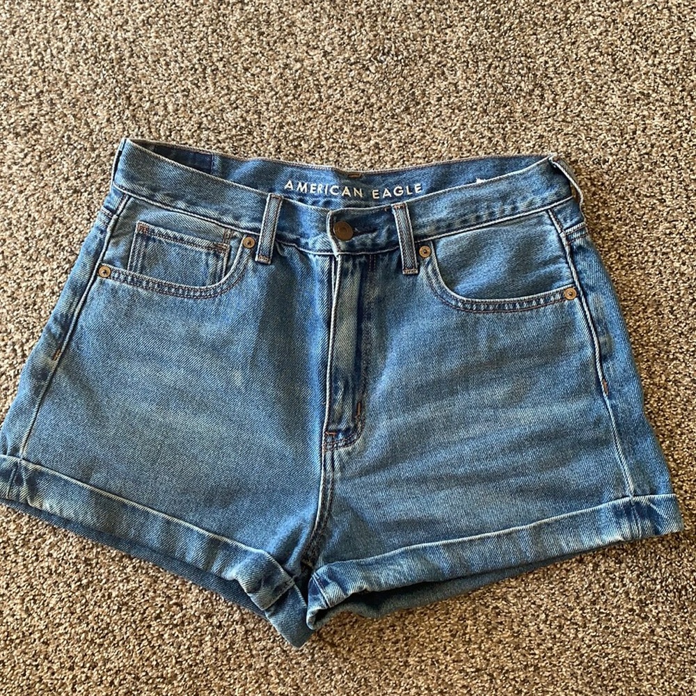 High Waisted AE Shorts